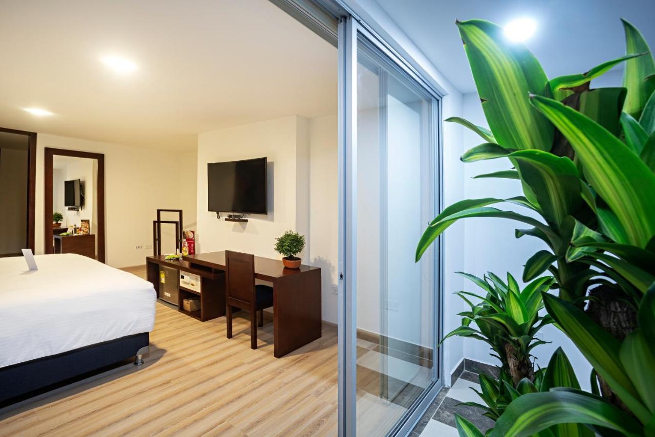 Loft Hotel อิปิอาเลส ภายนอก รูปภาพ